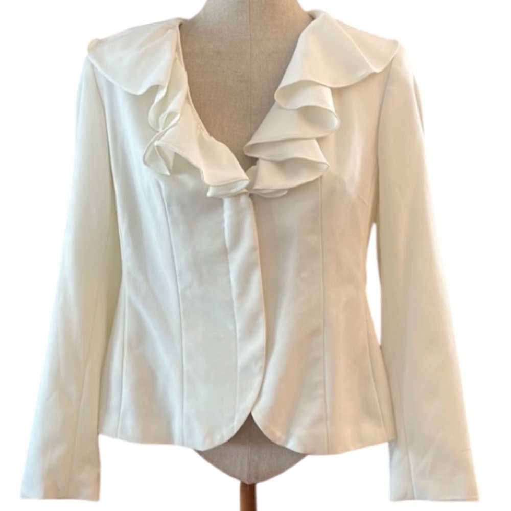 Signature by Larry Levine blazer white suit jacket ruffle button down stretch 6